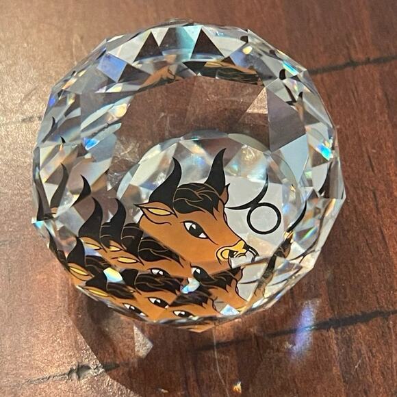 Swarovski zodiac Taurus bull crystal figurine paperweight - Picture 1 of 6